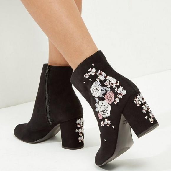 New Look Shoes - NEW LOOK Black Suedette Floral Embroidered Block Heel Boots NEW Womens Size 10